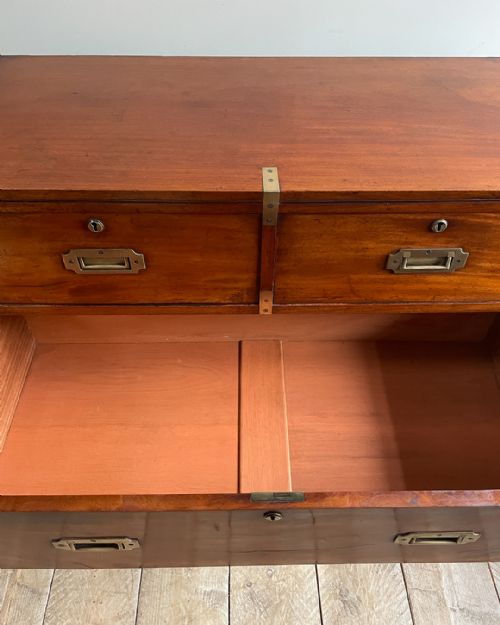 19TH CENTURY MAHOGANY CAMPAIGN CHEST - ADDITIONAL PHOTO 6