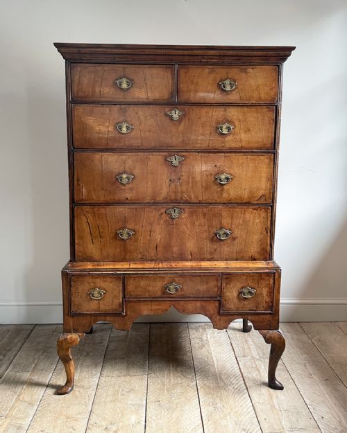 beautiful george ii walnut chest on stand - CATEGORY: ANTIQUE CHEST OF DRAWERS - DATED GEORGIAN