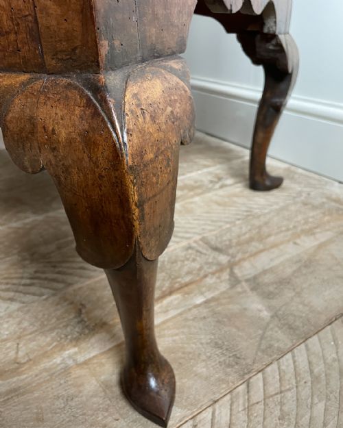 BEAUTIFUL GEORGE II WALNUT CHEST ON STAND - ADDITIONAL PHOTO 5