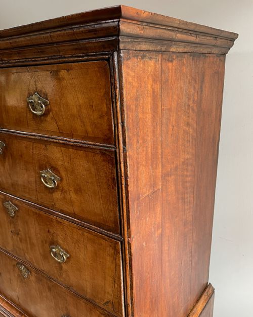 BEAUTIFUL GEORGE II WALNUT CHEST ON STAND - ADDITIONAL PHOTO 8