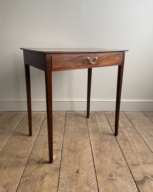 georgian mahogany side table - CATEGORY: ANTIQUE TABLES - DATED GEORGIAN