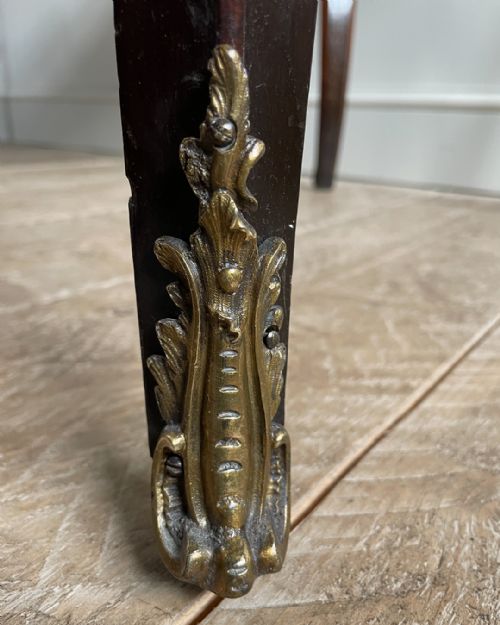 SMALL FRENCH WALNUT AND MARQUETRY CENTRE TABLE - ADDITIONAL PHOTO 9