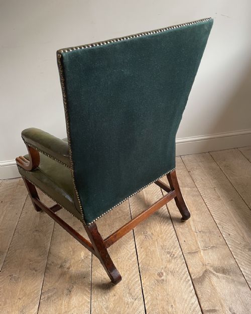 WONDERFUL GEORGIAN MAHOGANY GAINSBOROUGH ARMCHAIR - ADDITIONAL PHOTO 7