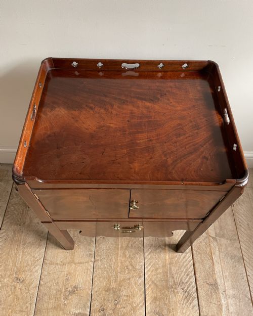 GEORGIAN MAHOGANY TRAYTOP COMMODE - ADDITIONAL PHOTO 4
