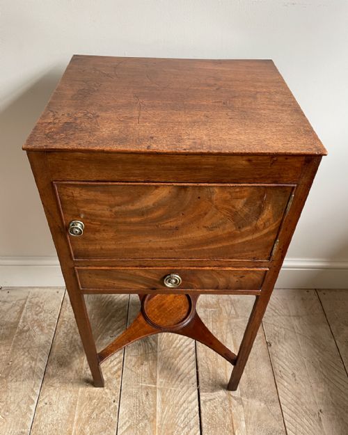 LOVELY FADED MAHOGANY GEORGIAN POT CUPBOARD - ADDITIONAL PHOTO 4