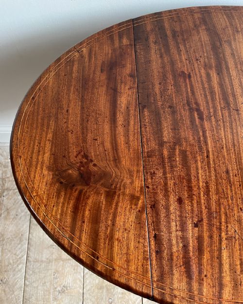 CHARMING SMALL MAHOGANY PEMBROKE WORK TABLE - ADDITIONAL PHOTO 8