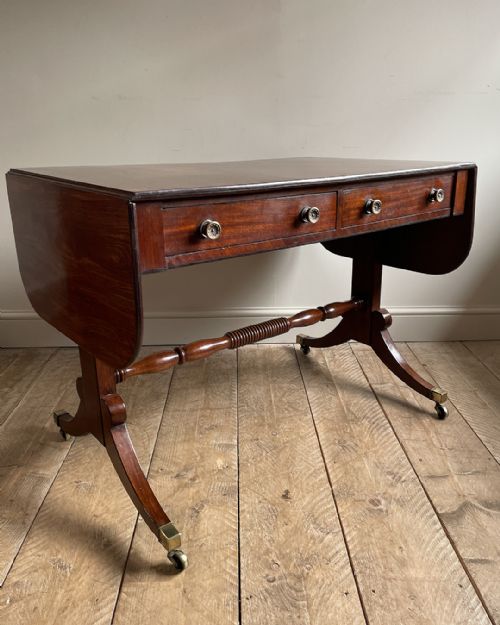 fine quality regency mahogany sofa table - CATEGORY: ANTIQUE TABLES - DATED REGENCY