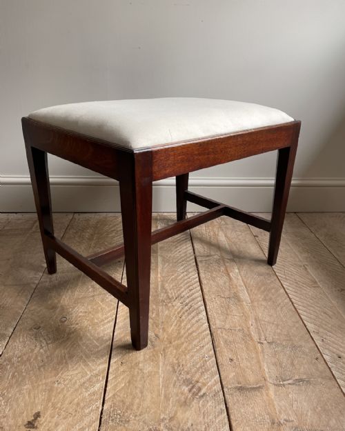 georgian mahogany stool - CATEGORY: ANTIQUE STOOLS - DATED GEORGIAN