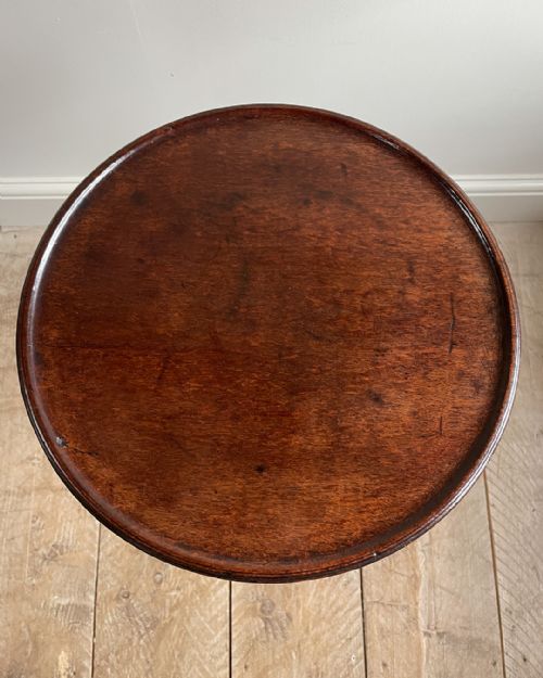 ELEGANT GEORGIAN MAHOGANY CANDLE STAND - ADDITIONAL PHOTO 3