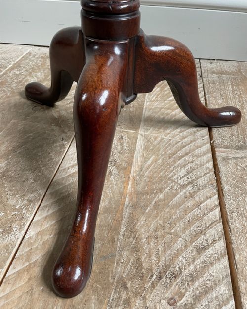 ELEGANT GEORGIAN MAHOGANY CANDLE STAND - ADDITIONAL PHOTO 4