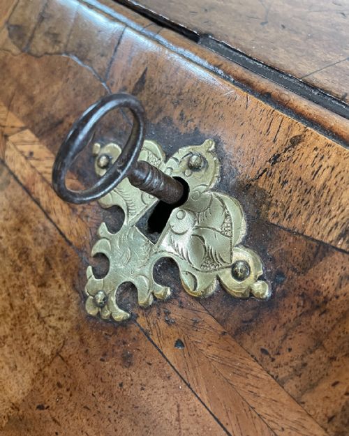 LOVELY GEORGE II WALNUT BUREAU - ADDITIONAL PHOTO 9