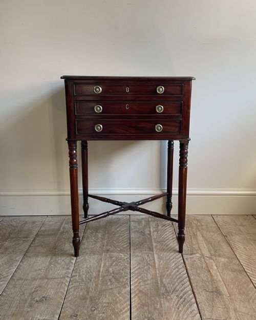 REGENCY MAHOGANY WORK TABLE - ADDITIONAL PHOTO 2