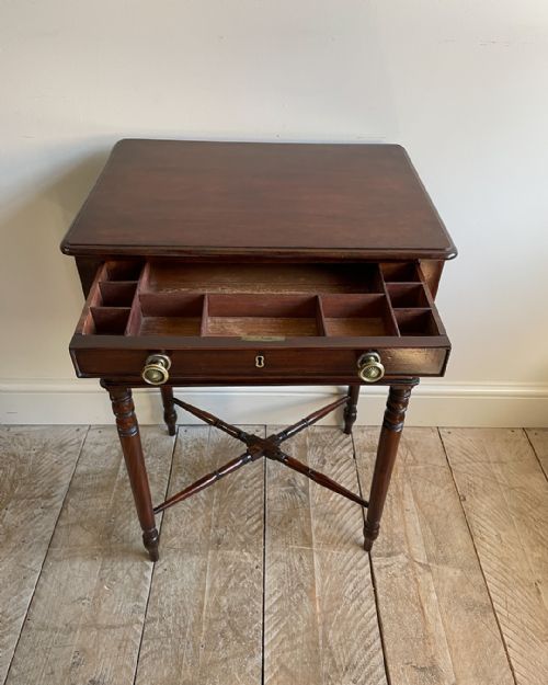 REGENCY MAHOGANY WORK TABLE - ADDITIONAL PHOTO 5