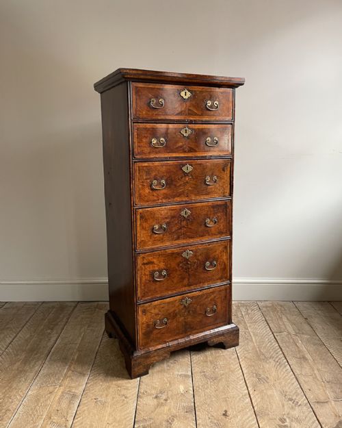 charming country walnut six drawer tall chest or tallboy - CATEGORY: ANTIQUE CHEST OF DRAWERS - DATED 18TH CENTURY