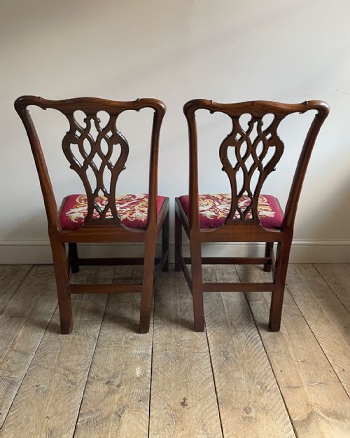 PAIR OF CHIPPENDALE PERIOD SIDE CHAIRS - ADDITIONAL PHOTO 4