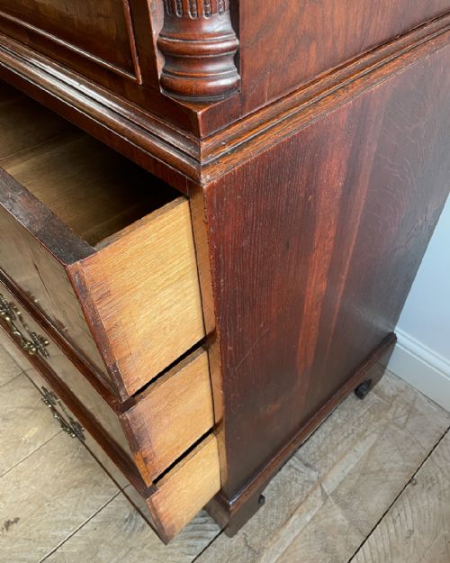 MAGNIFICENT EARLY GEORGIAN WALNUT CHEST ON CHEST - ADDITIONAL PHOTO 5