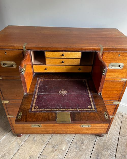 WONDERFUL 19TH CENTURY MAHOGANY SECRETAIRE CAMPAIGN CHEST - ADDITIONAL PHOTO 4