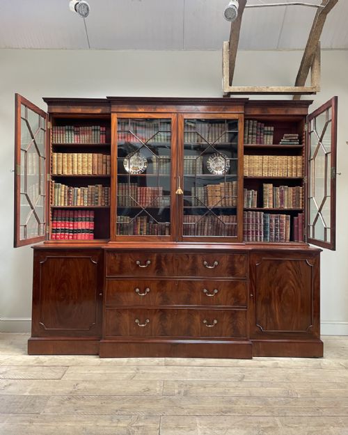 HANDSOME GEORGE IV MAHOGANY BREAKFRONT SECRETAIRE BOOKCASE - ADDITIONAL PHOTO 2