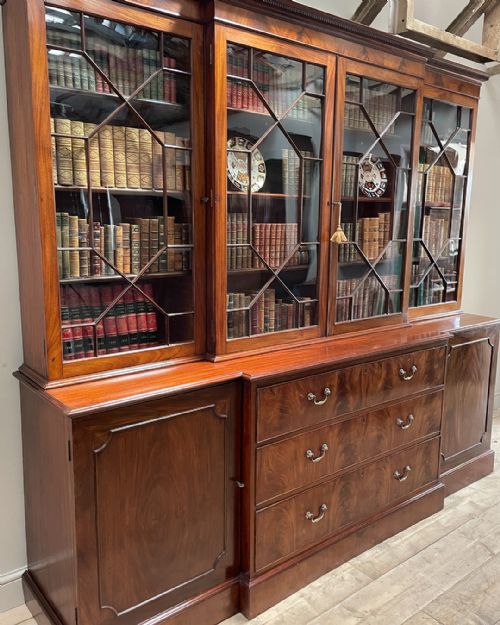 HANDSOME GEORGE IV MAHOGANY BREAKFRONT SECRETAIRE BOOKCASE - ADDITIONAL PHOTO 4