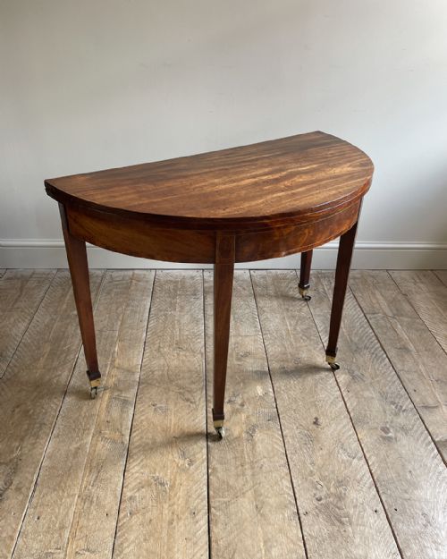 GEORGIAN DEMILUNE TEA TABLE - ADDITIONAL PHOTO 1