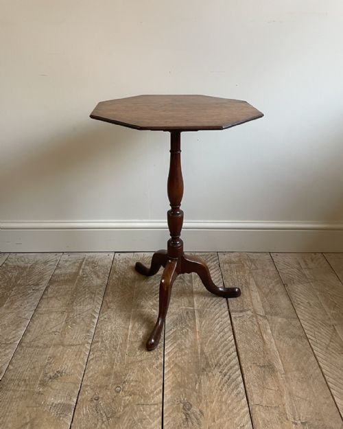 GEORGIAN MAHOGANY TRIPOD TABLE - ADDITIONAL PHOTO 1