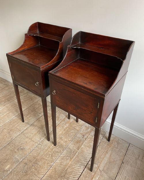PAIR OF ELEGANT GEORGIAN MAHOGANY POT CUPBOARDS - ADDITIONAL PHOTO 6