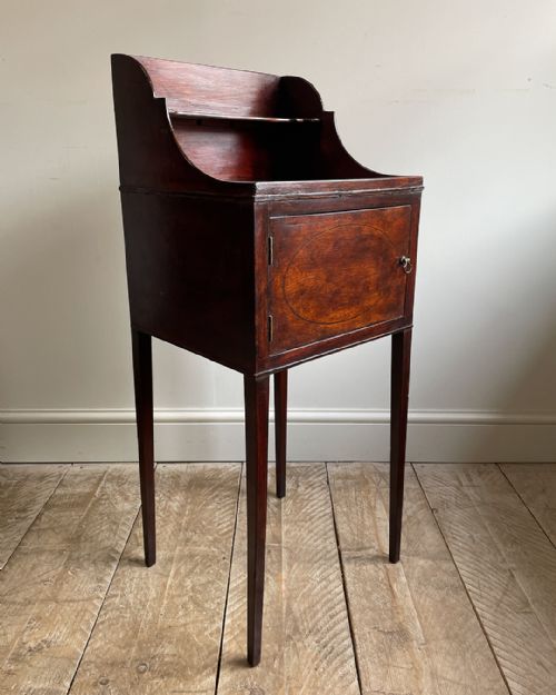PAIR OF ELEGANT GEORGIAN MAHOGANY POT CUPBOARDS - ADDITIONAL PHOTO 8