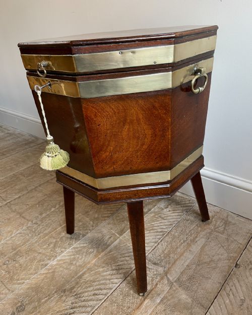 GEORGIAN MAHOGANY OCTAGONAL WINE COOLER - ADDITIONAL PHOTO 2