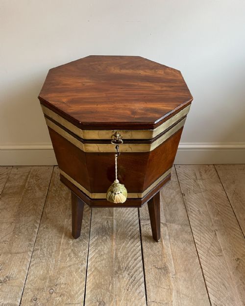 GEORGIAN MAHOGANY OCTAGONAL WINE COOLER - ADDITIONAL PHOTO 3