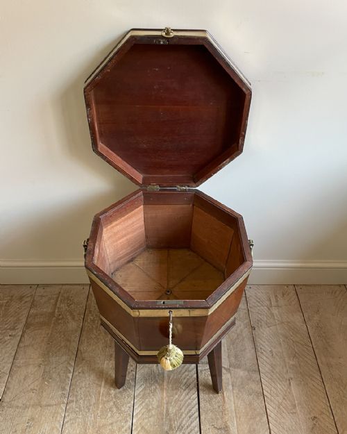 GEORGIAN MAHOGANY OCTAGONAL WINE COOLER - ADDITIONAL PHOTO 5