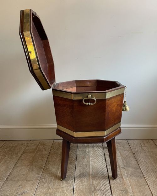 GEORGIAN MAHOGANY OCTAGONAL WINE COOLER - ADDITIONAL PHOTO 7