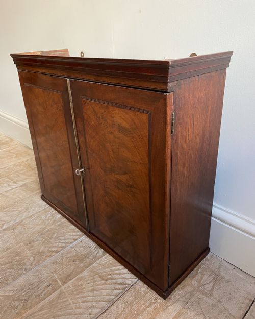 DELIGHTFUL SMALL MAHOGANY WALL HANGING CUPBOARD - ADDITIONAL PHOTO 7