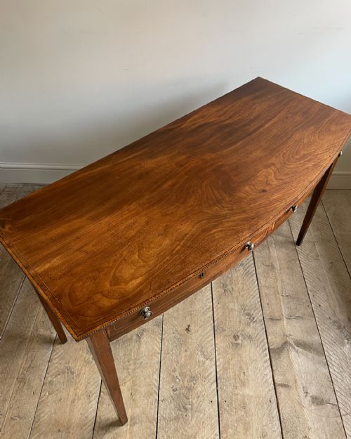 ELEGANT MAHOGANY BOWFRONT SIDE TABLE - ADDITIONAL PHOTO 2