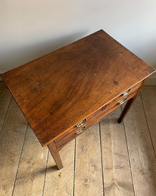 LOVELY UNTOUCHED GEORGIAN MAHOGANY LOWBOY - ADDITIONAL PHOTO 3