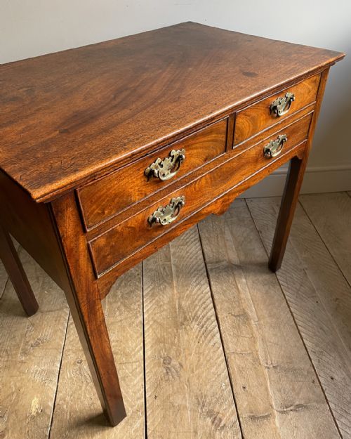 LOVELY UNTOUCHED GEORGIAN MAHOGANY LOWBOY - ADDITIONAL PHOTO 4
