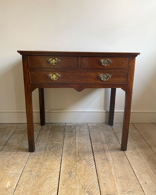 LOVELY UNTOUCHED GEORGIAN MAHOGANY LOWBOY - ADDITIONAL PHOTO 5