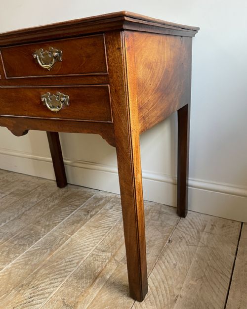 LOVELY UNTOUCHED GEORGIAN MAHOGANY LOWBOY - ADDITIONAL PHOTO 7
