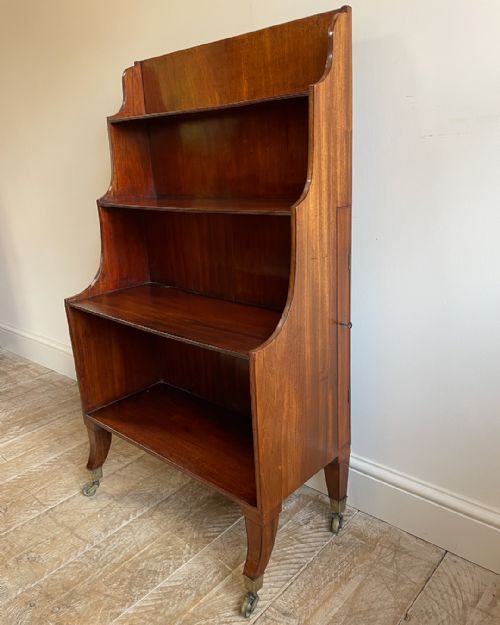 FINE QUALITY REGENCY MAHOGANY WATERFALL BOOKCASE - ADDITIONAL PHOTO 6