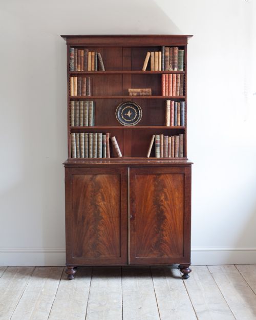 charming mahogany bookcase cabinet - CATEGORY: ANTIQUE BOOKCASES - DATED 19TH CENTURY
