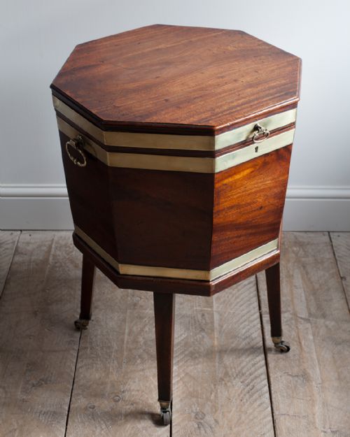 GEORGIAN OCTAGONAL WINE COOLER IN MAHOGANY - ADDITIONAL PHOTO 2