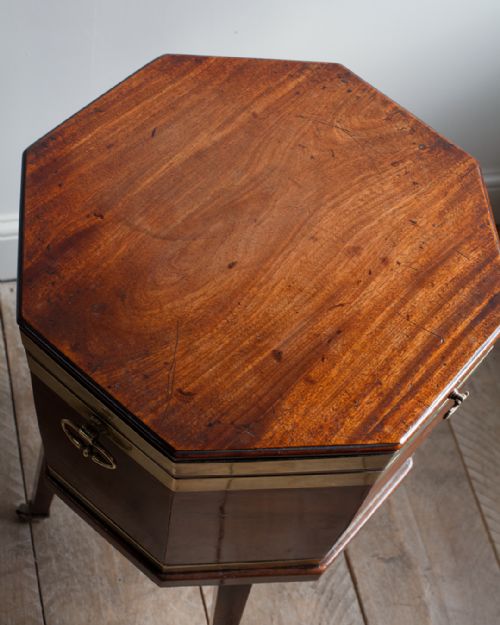 GEORGIAN OCTAGONAL WINE COOLER IN MAHOGANY - ADDITIONAL PHOTO 3