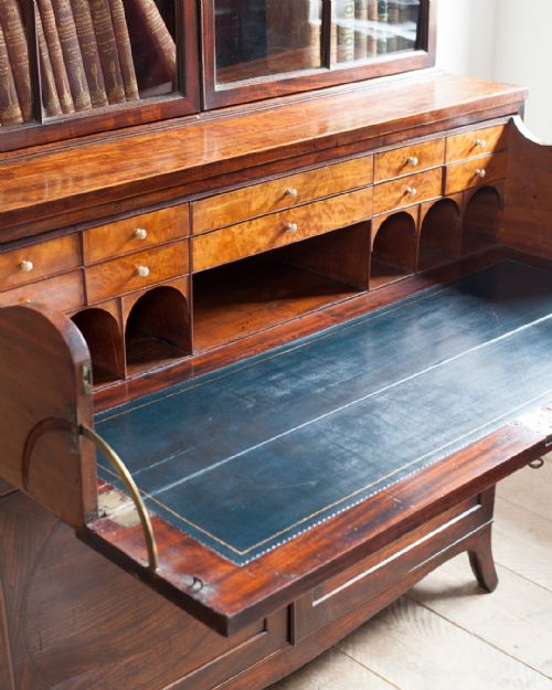 GEORGIAN MAHOGANY SECRETAIRE BOOKCASE - ADDITIONAL PHOTO 3