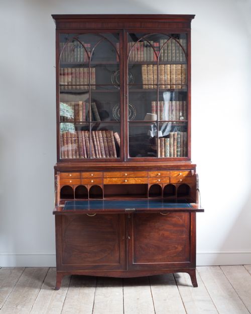 GEORGIAN MAHOGANY SECRETAIRE BOOKCASE - ADDITIONAL PHOTO 4
