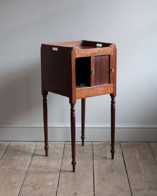 GEORGIAN MAHOGANY POT CUPBOARD - ADDITIONAL PHOTO 2