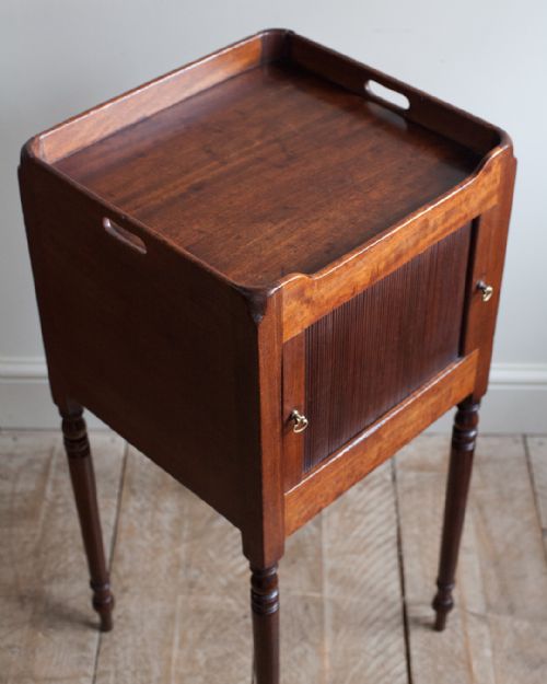GEORGIAN MAHOGANY POT CUPBOARD - ADDITIONAL PHOTO 3