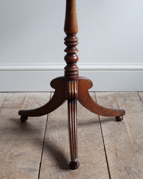 REGENCY MAHOGANY TRIPOD TABLE - ADDITIONAL PHOTO 6