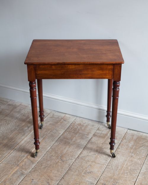 CHARMING WILLIAM IV MAHOGANY SIDE TABLE - ADDITIONAL PHOTO 5
