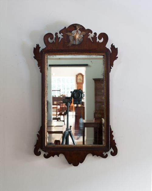 lovely george iii mahogany and parcel gilt fret mirror - CATEGORY: ANTIQUE MIRRORS - DATED GEORGIAN