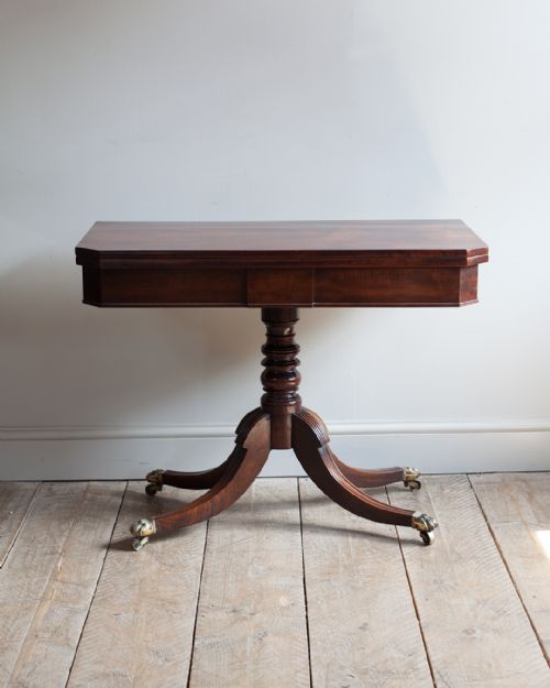 ELEGANT REGENCY MAHOGANY CARD TABLE - ADDITIONAL PHOTO 1