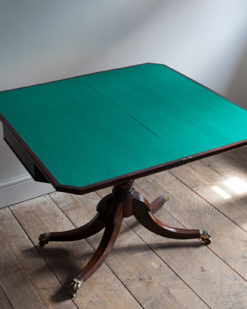 ELEGANT REGENCY MAHOGANY CARD TABLE - ADDITIONAL PHOTO 2